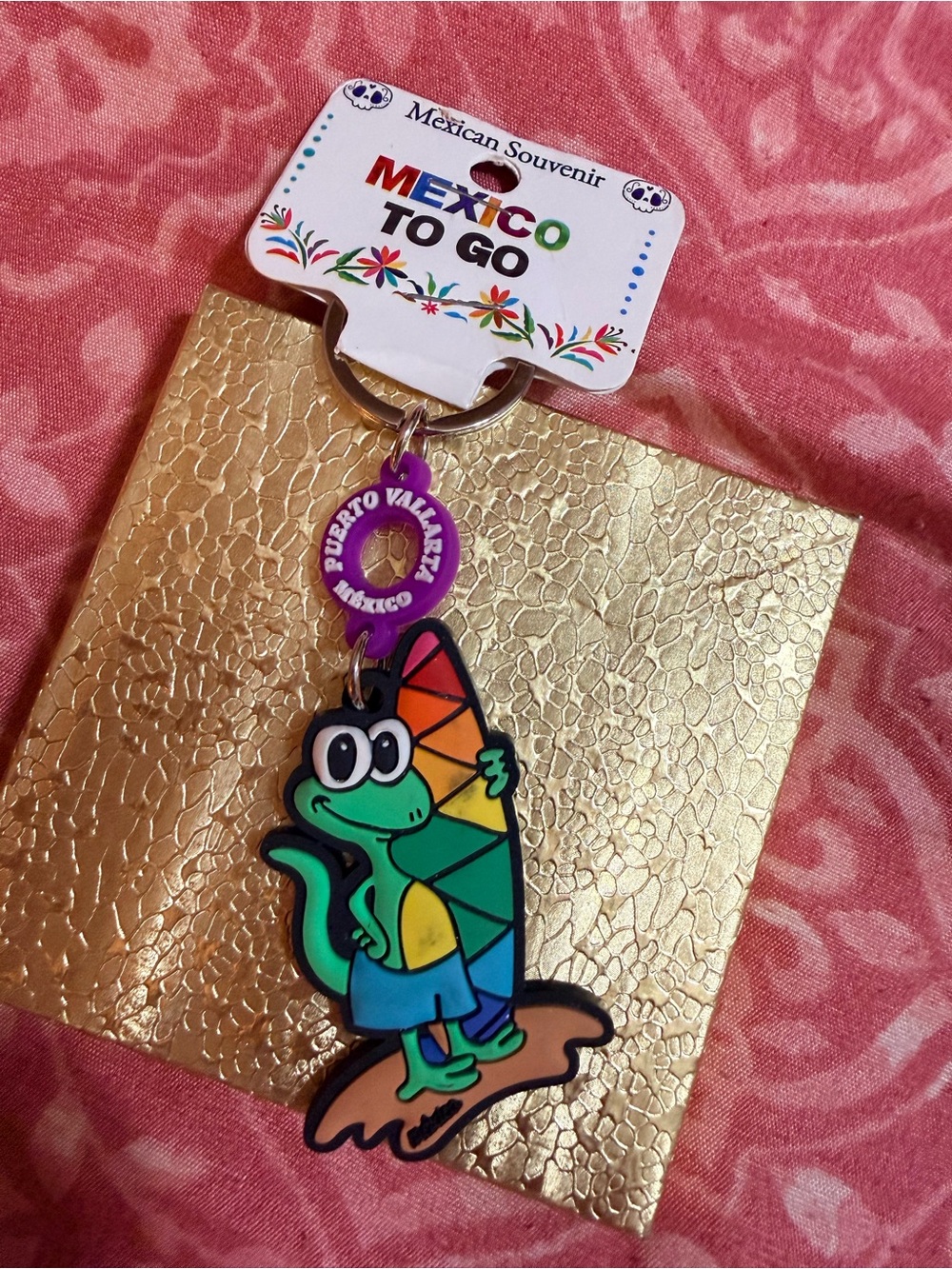 Puerto Vallarta Green Lizard Surfboard Keychain - Mexico Souvenir